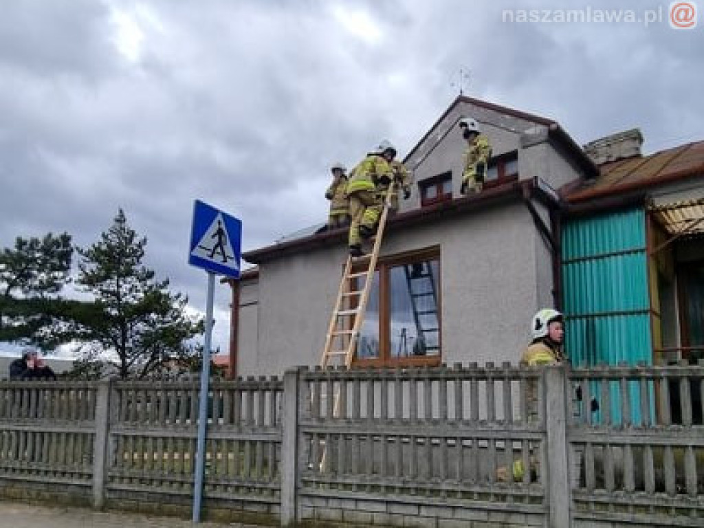 ZDJĘCIA zniszczeń i interwencji strażackich nadesłane przez czytelników