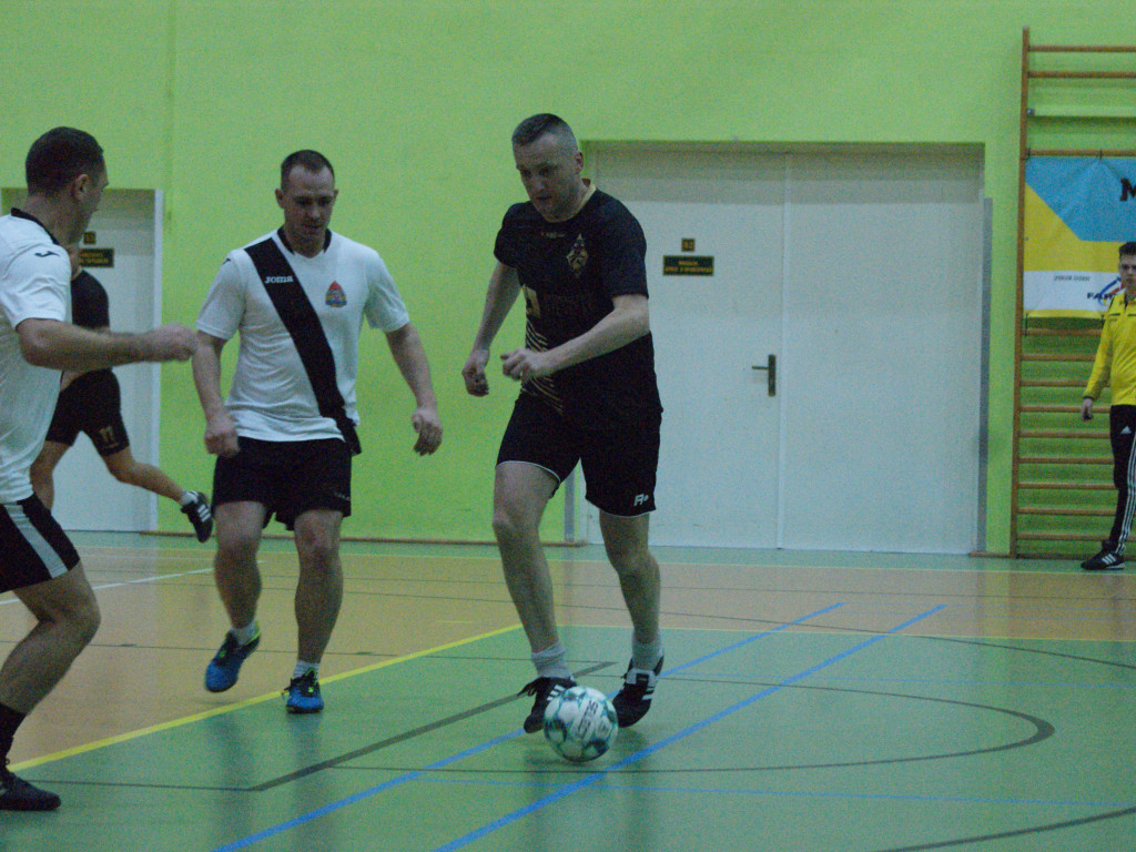 Strażacy kończą na piątkę. Rogalski z koroną