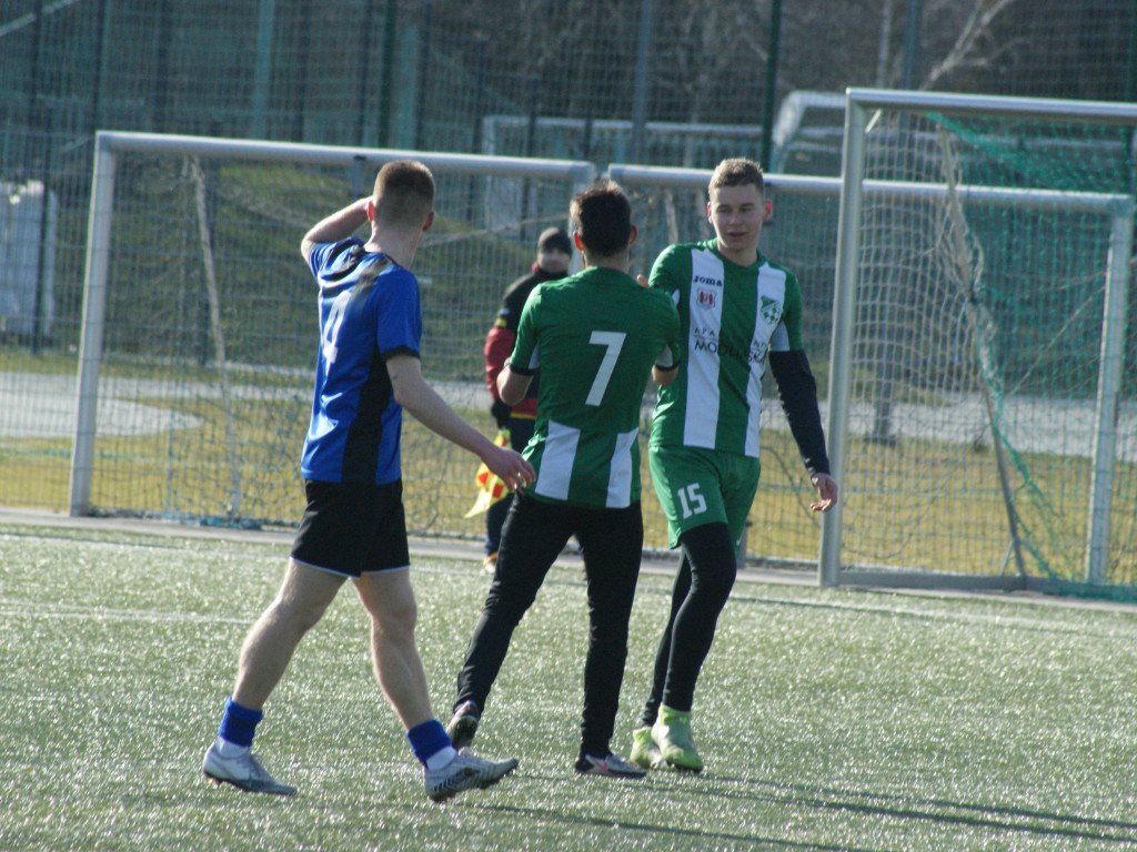 Pół tuzina goli w sparingu. Trafił także młodzieżowiec