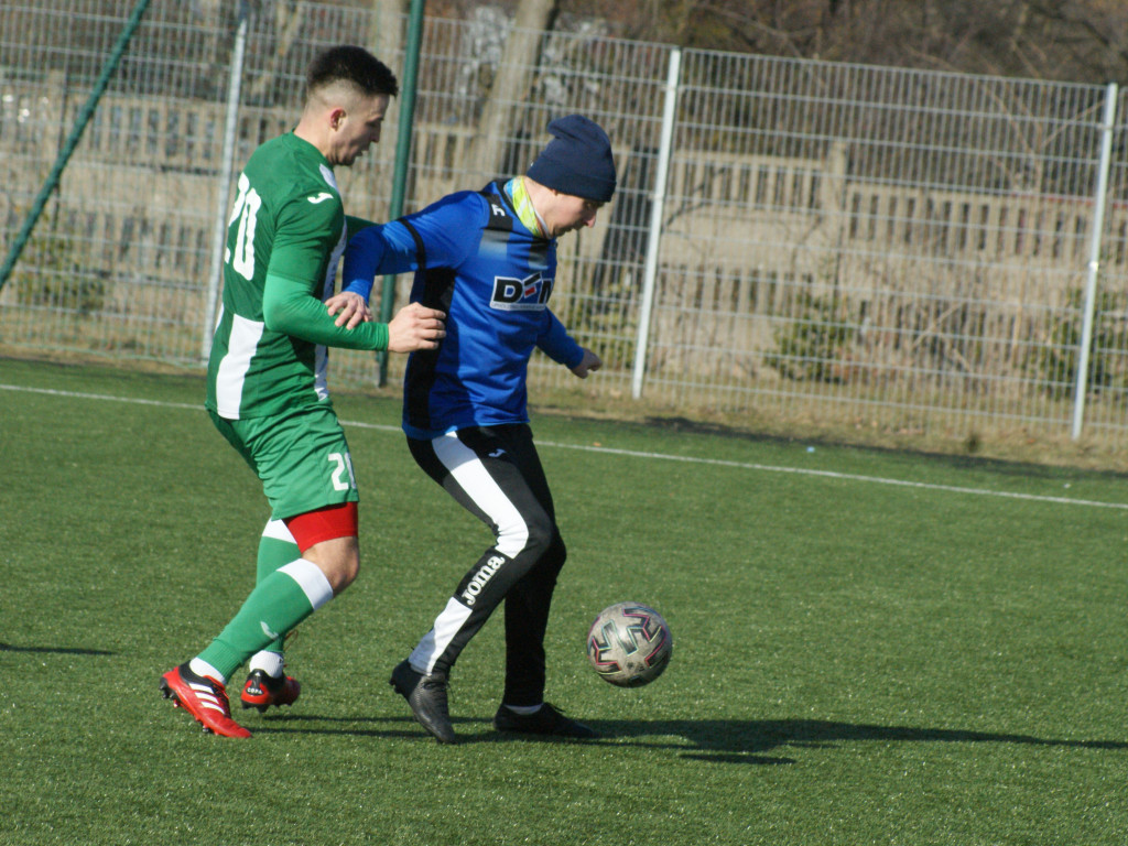 Pół tuzina goli w sparingu. Trafił także młodzieżowiec