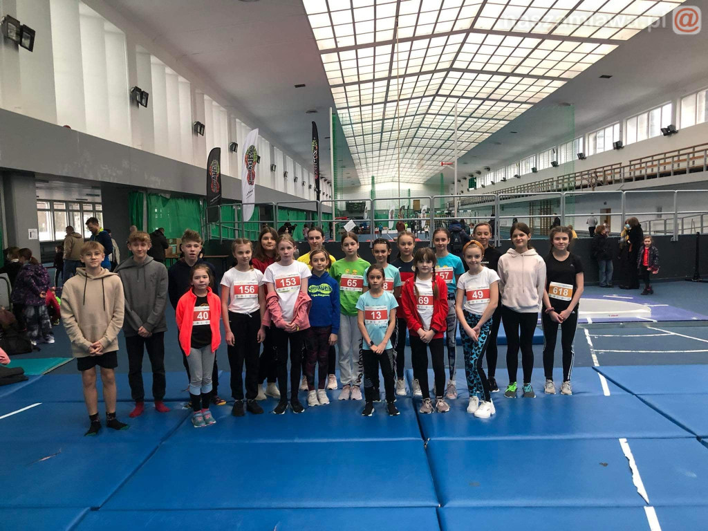 Występ lekkoatletów w lidze. Start na piątkę