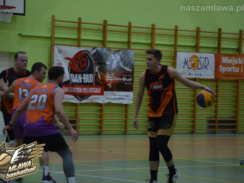 Kontra znowu w finale. Wuja Squad liderem