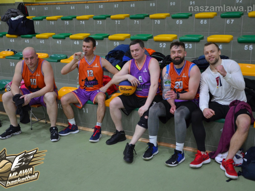 Kontra znowu w finale. Wuja Squad liderem