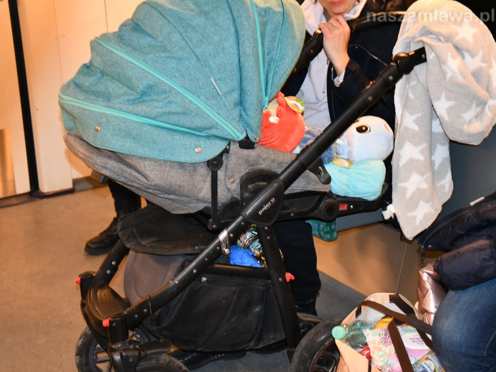 Pociąg humanitarny przywiózł 650 uchodźców