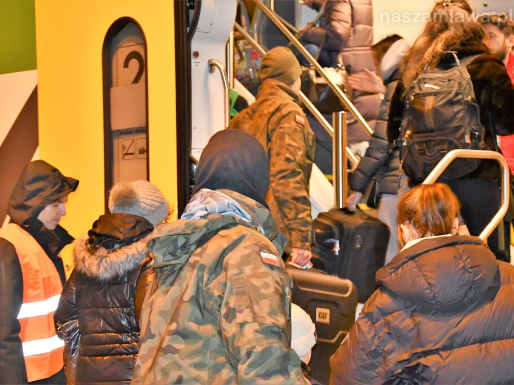 Pociąg humanitarny przywiózł 650 uchodźców