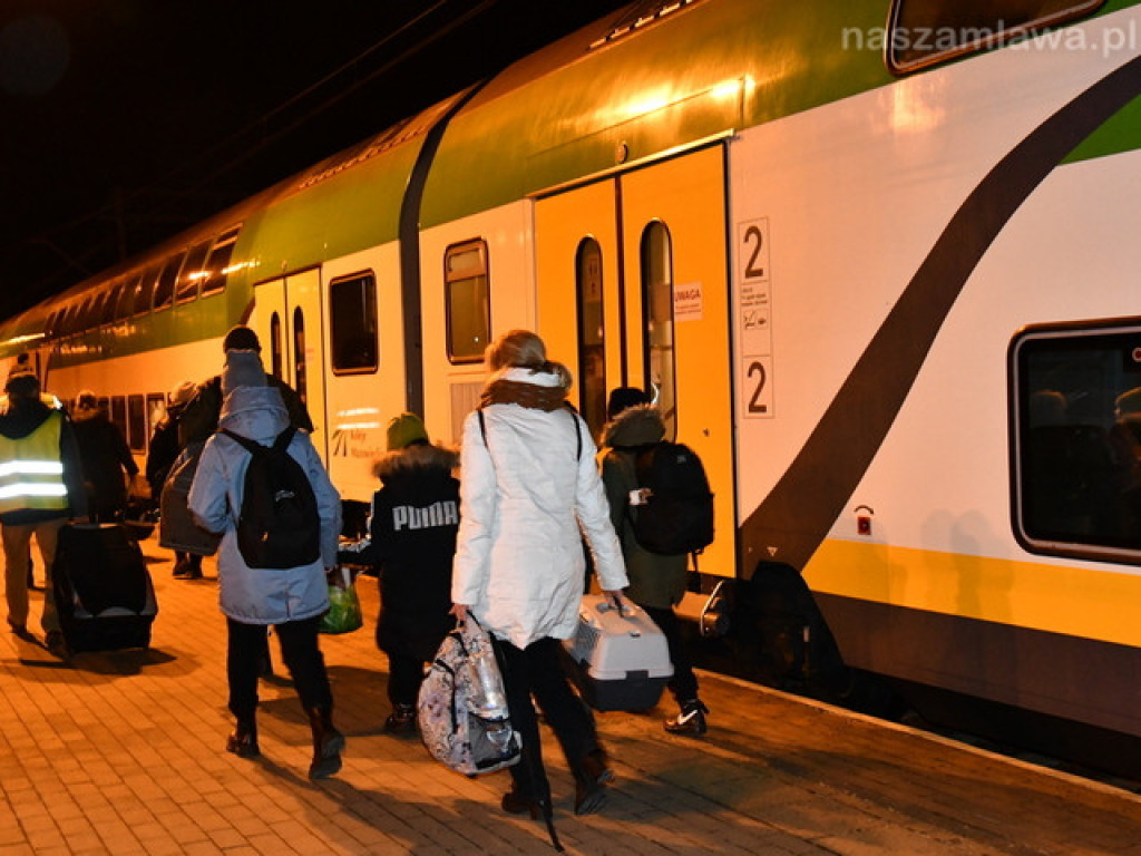 Pociąg humanitarny przywiózł 650 uchodźców