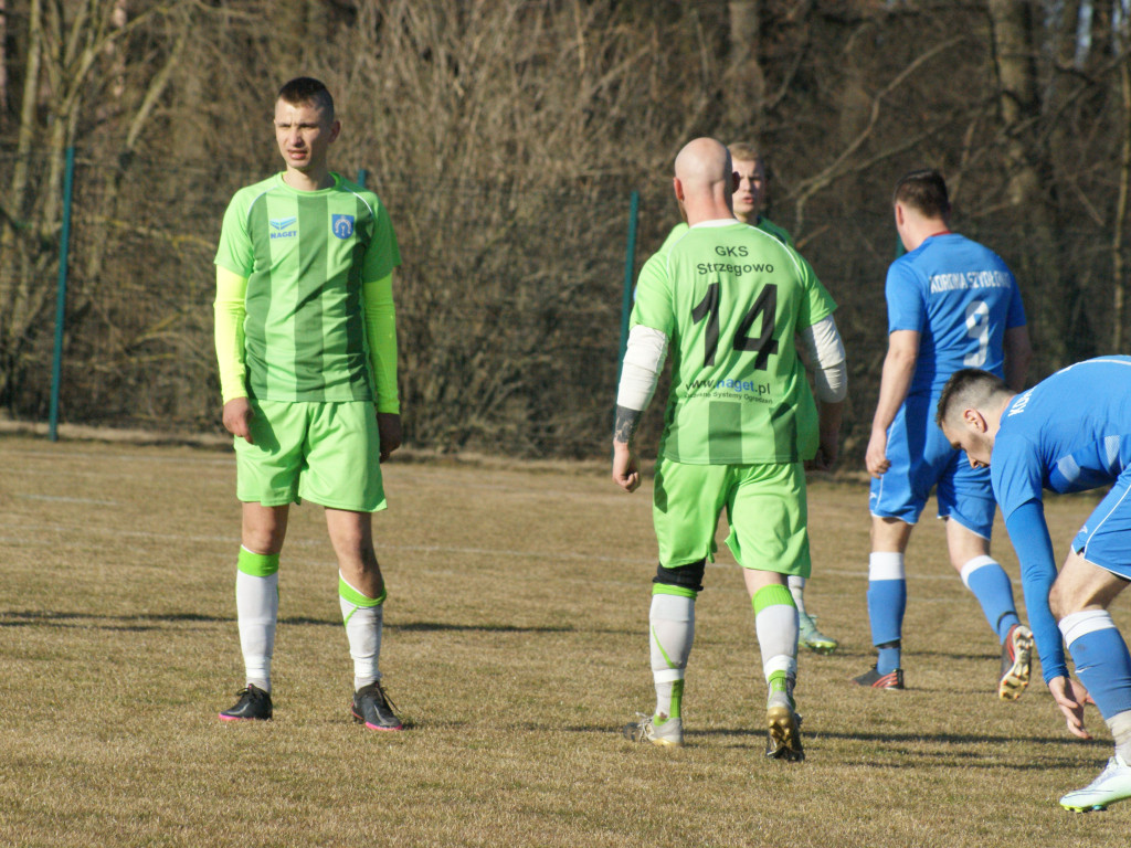 Po punkcie w derbach. Walkower dla Konopek