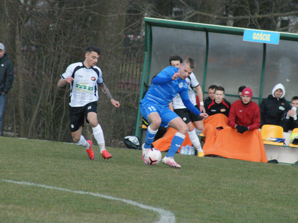 Korona ograła lidera. Dublet Karpińskiego