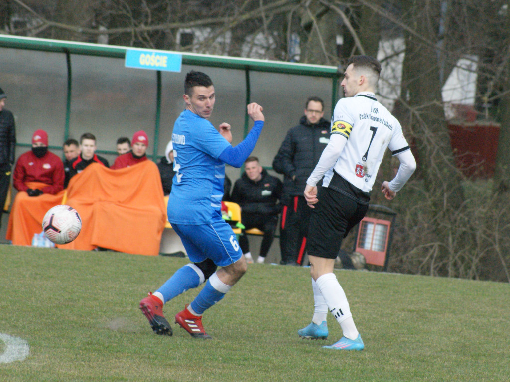 Korona ograła lidera. Dublet Karpińskiego