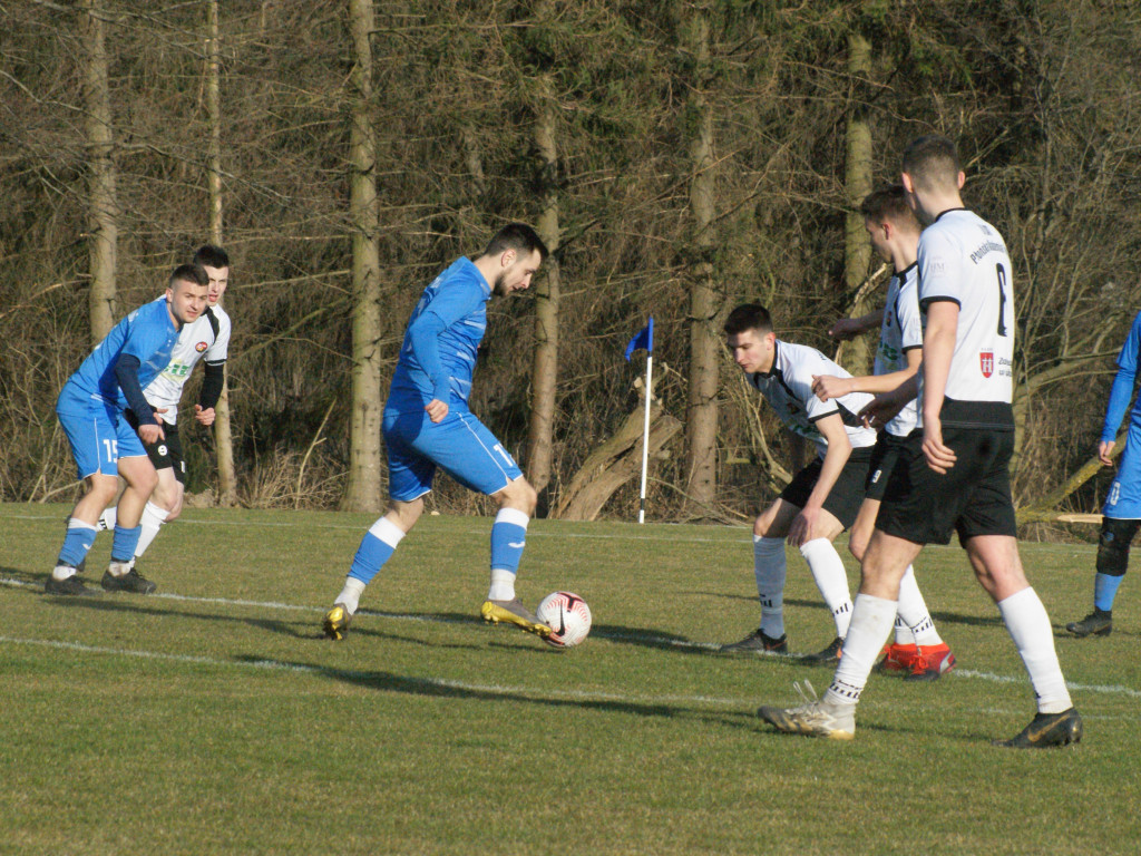 Korona ograła lidera. Dublet Karpińskiego