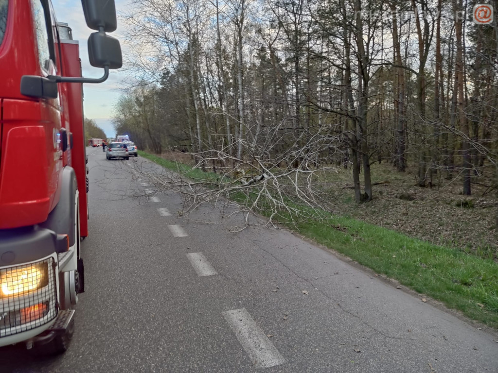 U sąsiadów. Motocykl rozpadł się na części