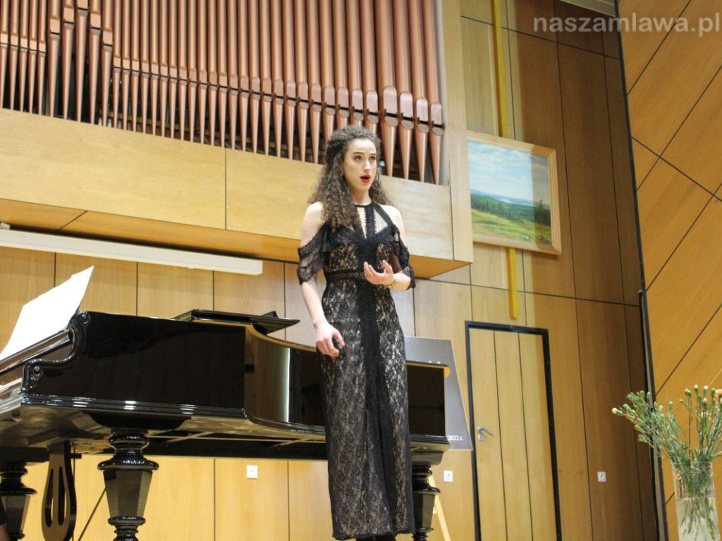 Najlepsi studenci i absolwenci zaśpiewali w Mławie