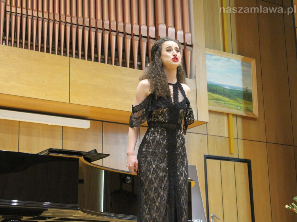 Najlepsi studenci i absolwenci zaśpiewali w Mławie