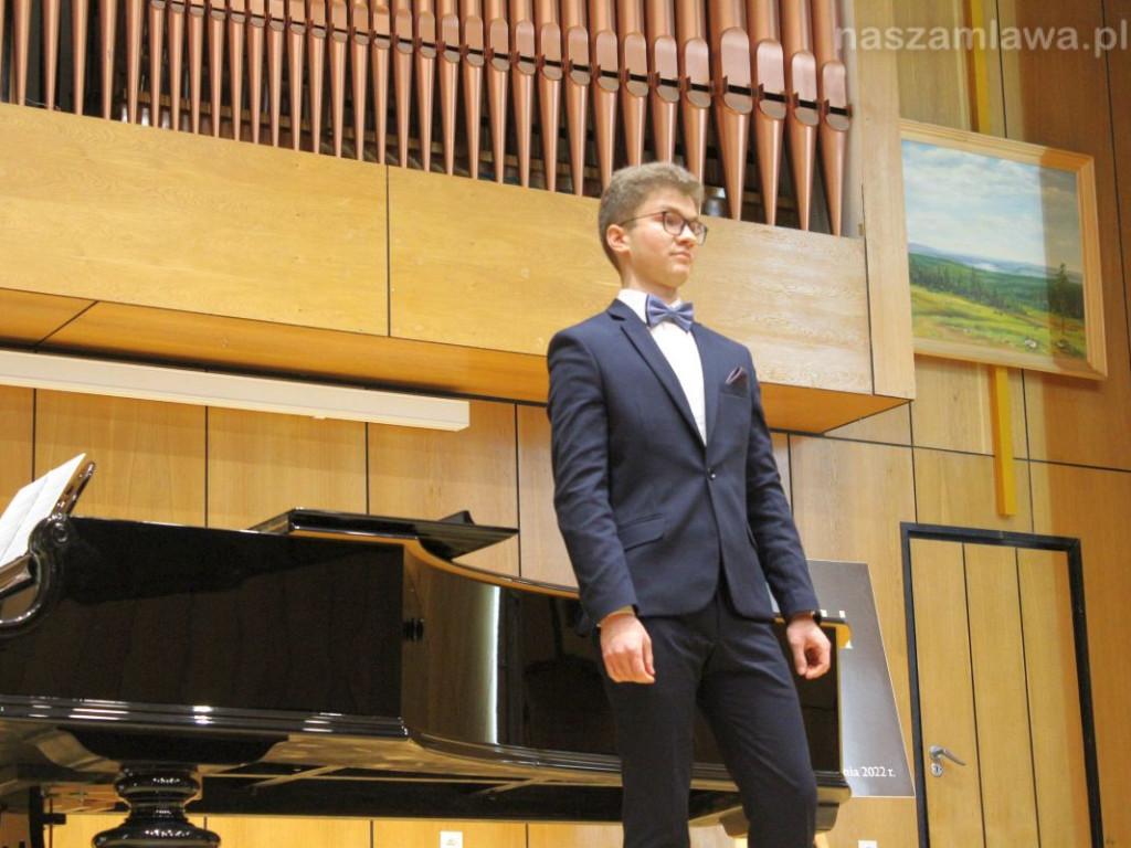 Najlepsi studenci i absolwenci zaśpiewali w Mławie