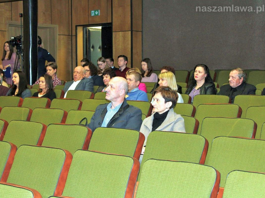 Najlepsi studenci i absolwenci zaśpiewali w Mławie