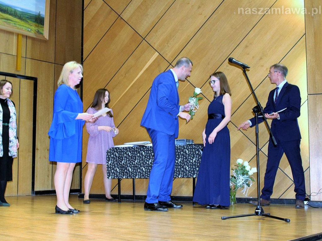 Najlepsi studenci i absolwenci zaśpiewali w Mławie