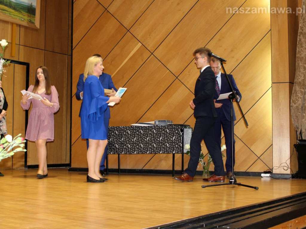 Najlepsi studenci i absolwenci zaśpiewali w Mławie