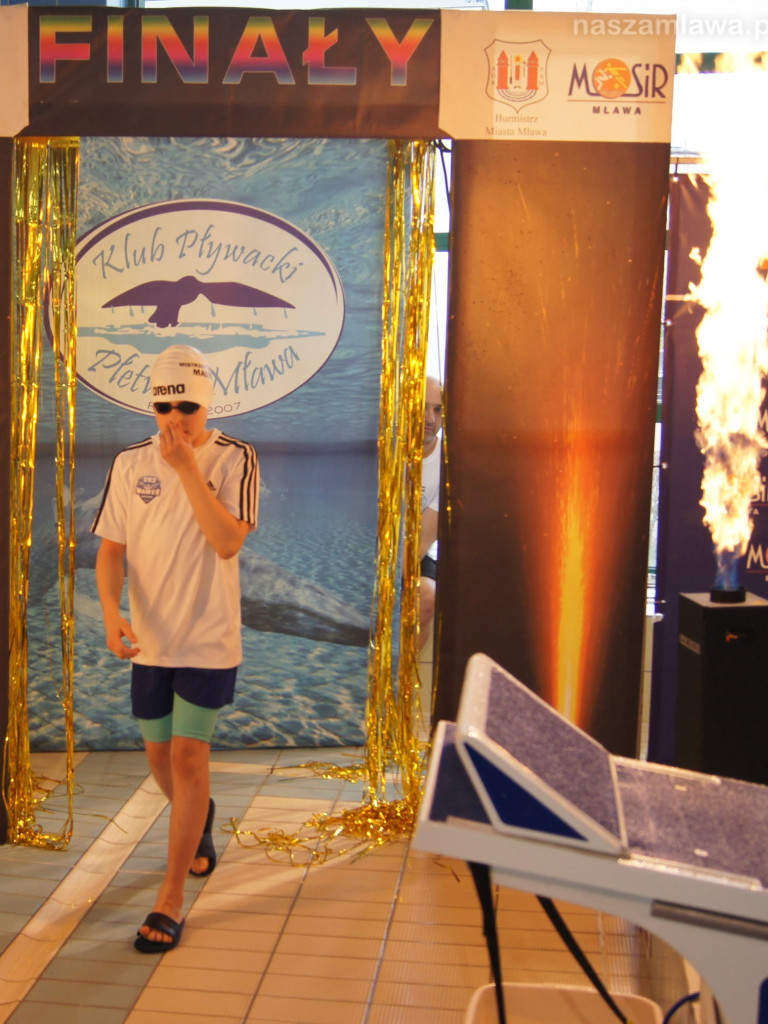 Święto pływania w Mławie. Medale Płetwala i Marlina