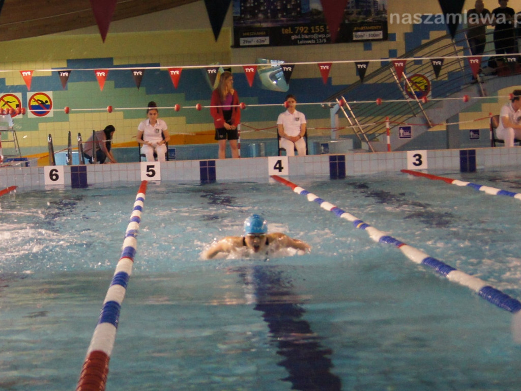 Święto pływania w Mławie. Medale Płetwala i Marlina