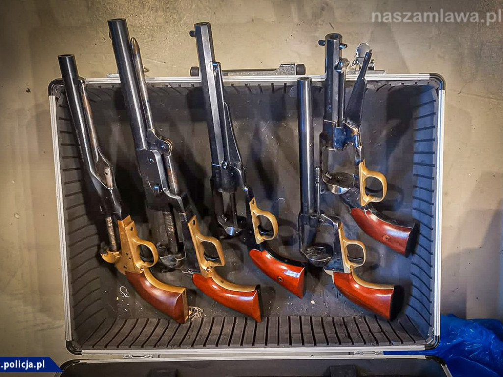 Ponad tysiąc policjantów w akcji