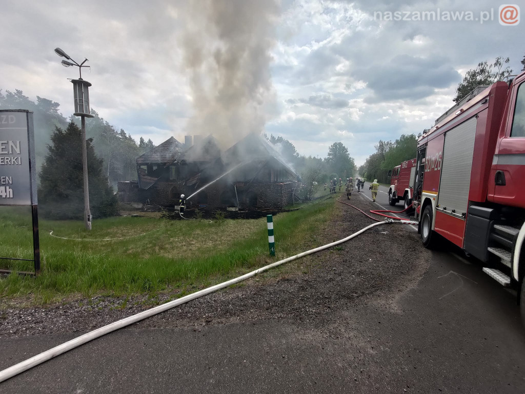 Pożar legendarnego zajazdu w Napierkach