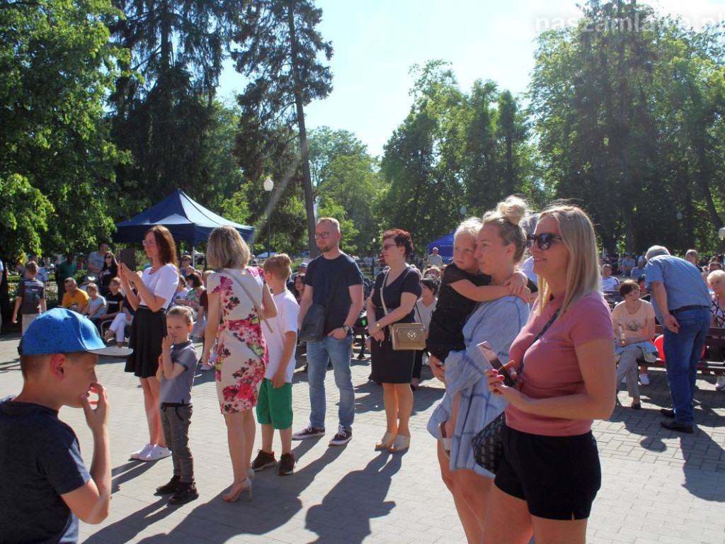 Takich tłumów w parku dawno nie było