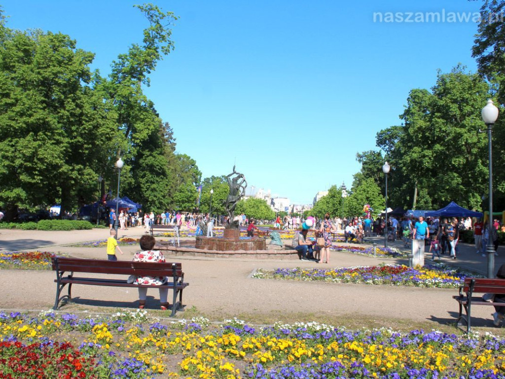 Takich tłumów w parku dawno nie było