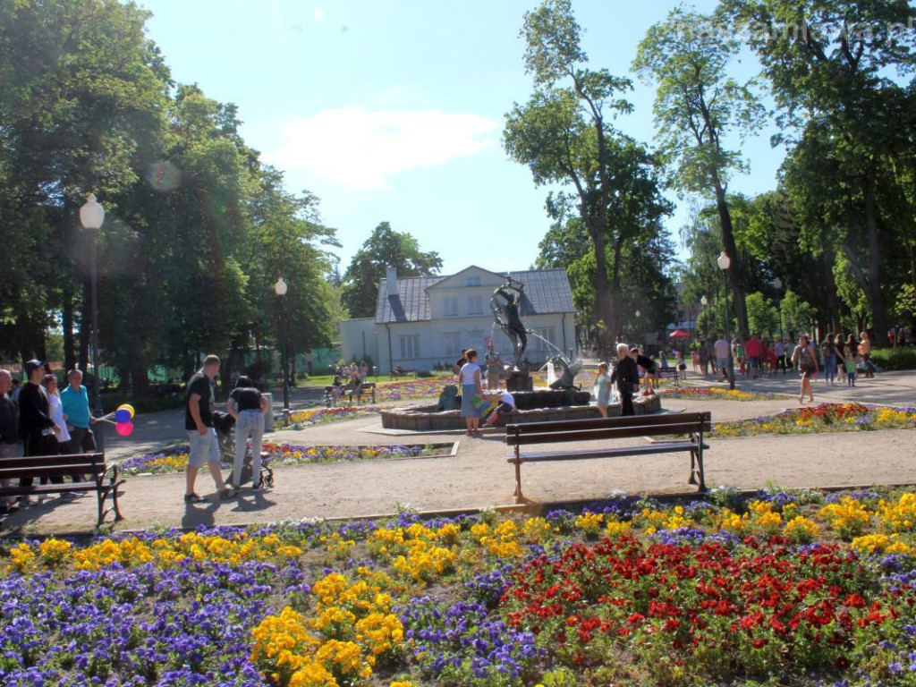 Takich tłumów w parku dawno nie było