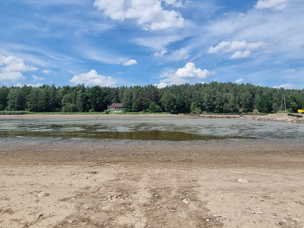Smród, martwe ryby. Tam kąpią się dzieci