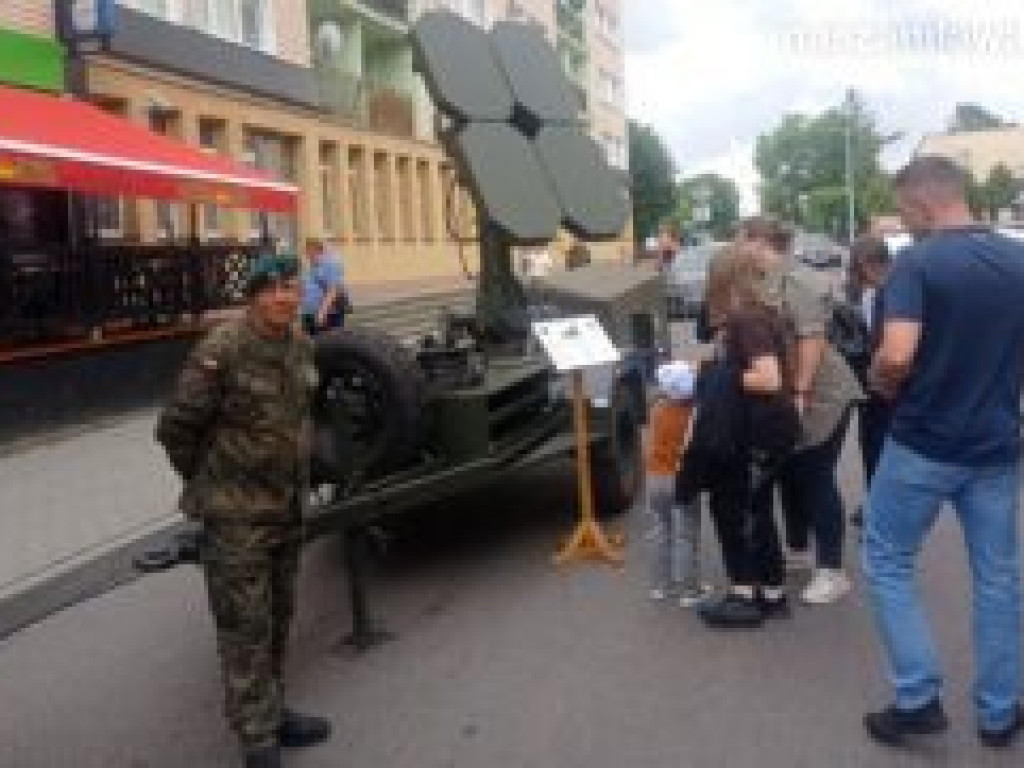 Dni Mławy: Tuningowane samochody i wozy strażackie