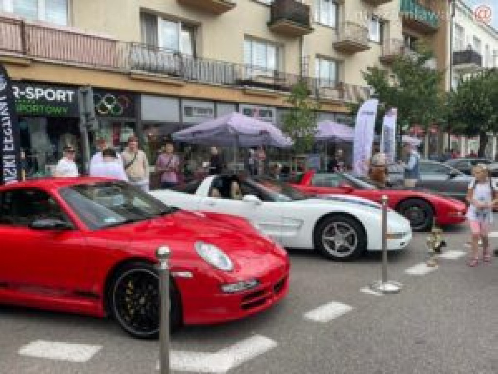 Dni Mławy: Tuningowane samochody i wozy strażackie