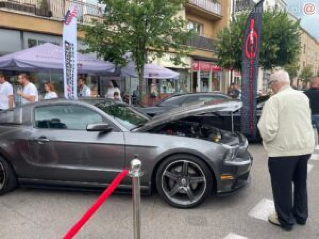 Dni Mławy: Tuningowane samochody i wozy strażackie