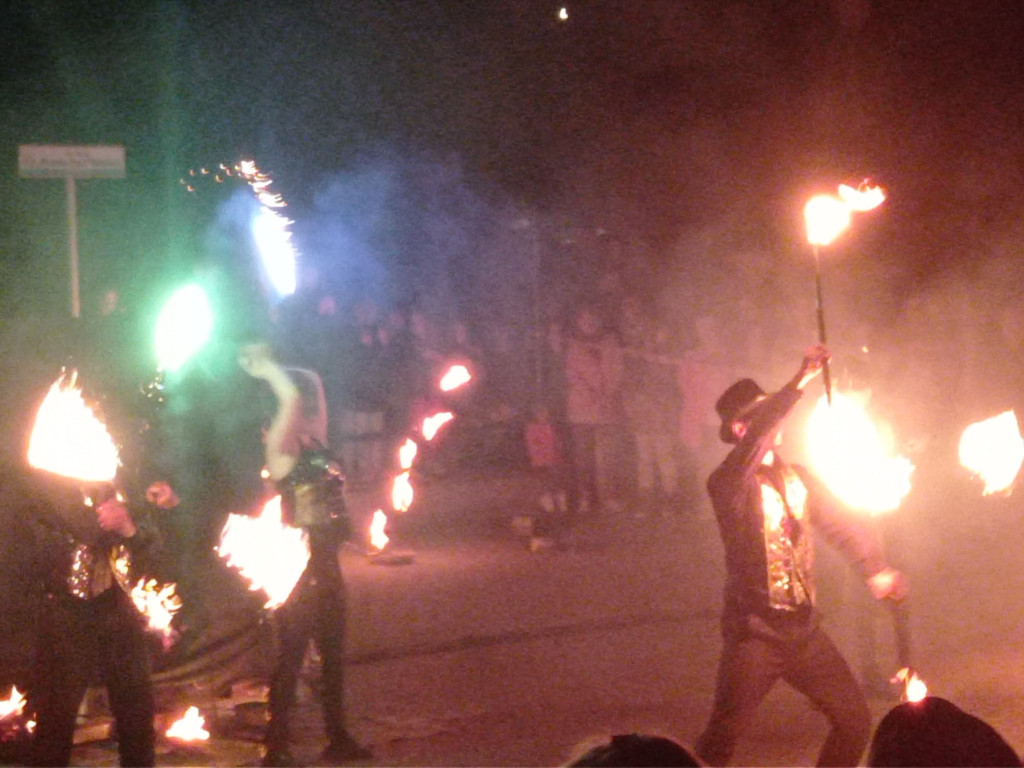 Dni Mławy: Tańczący z ogniem