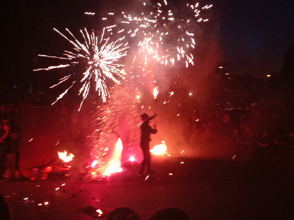 Dni Mławy: Tańczący z ogniem