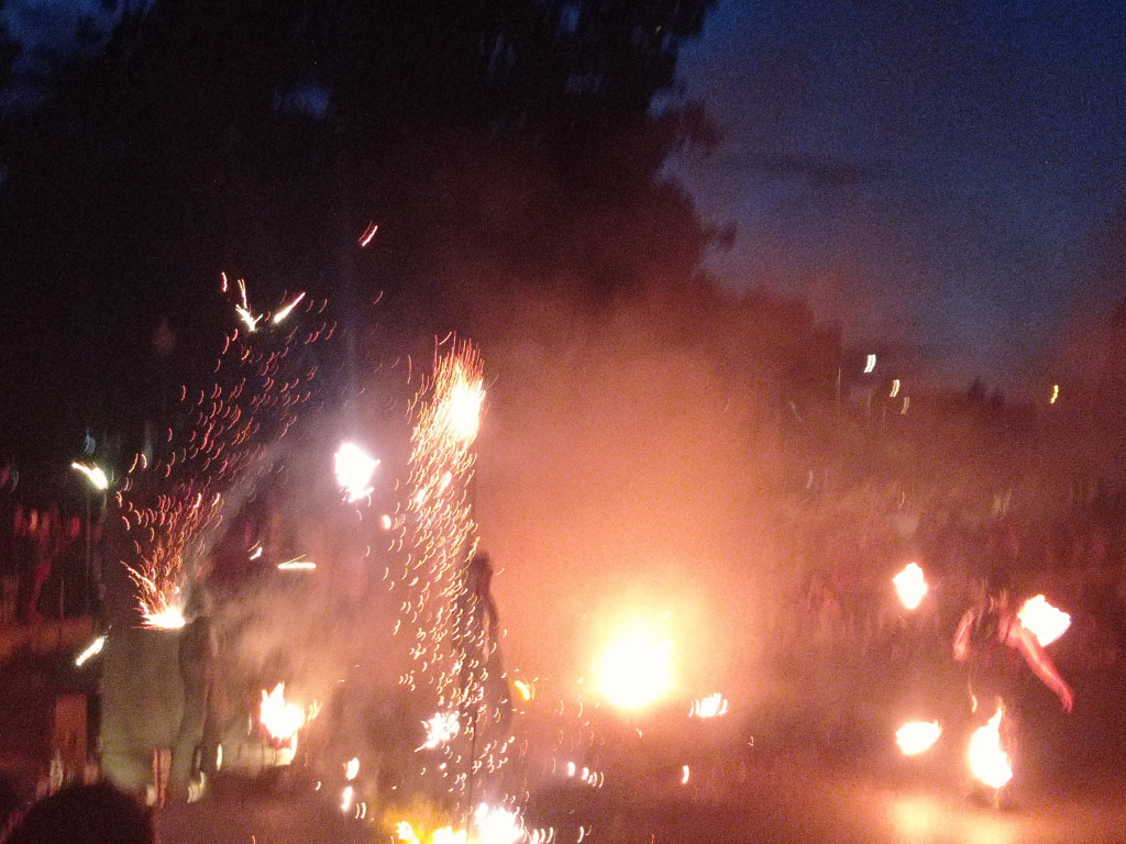 Dni Mławy: Tańczący z ogniem