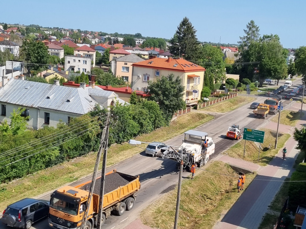 Jedna z głównych ulic zablokowana [ZDJĘCIA]