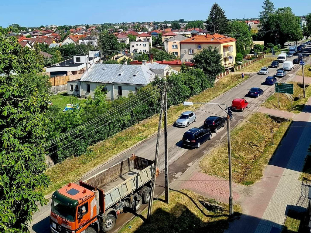 Jedna z głównych ulic zablokowana [ZDJĘCIA]