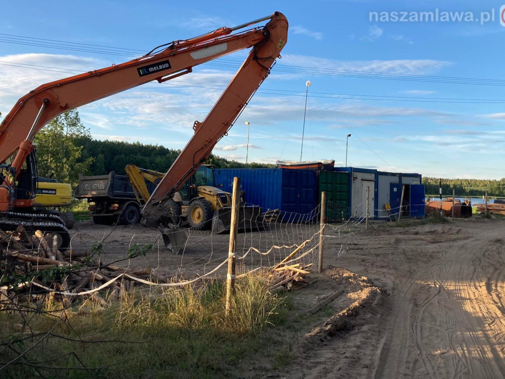 Remont zalewu. Teraz schną drzewa (FOTORELACJA)