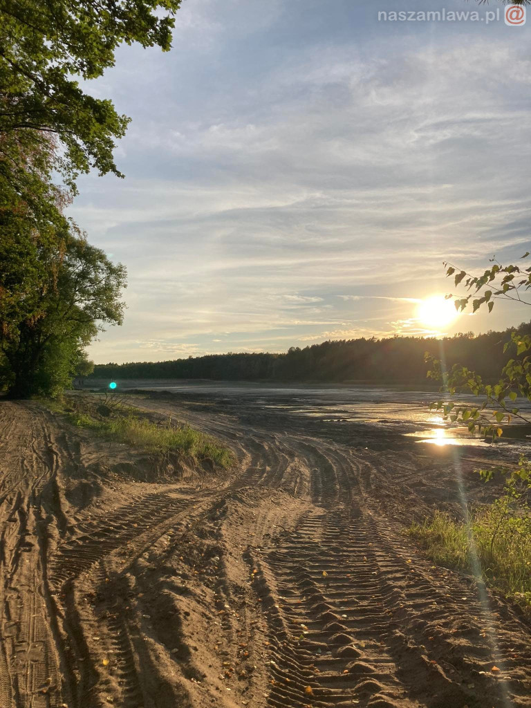 Remont zalewu. Teraz schną drzewa (FOTORELACJA)