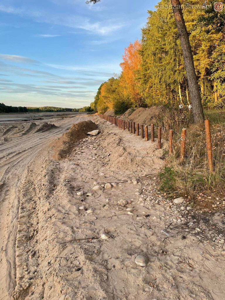 Remont zalewu. Teraz schną drzewa (FOTORELACJA)