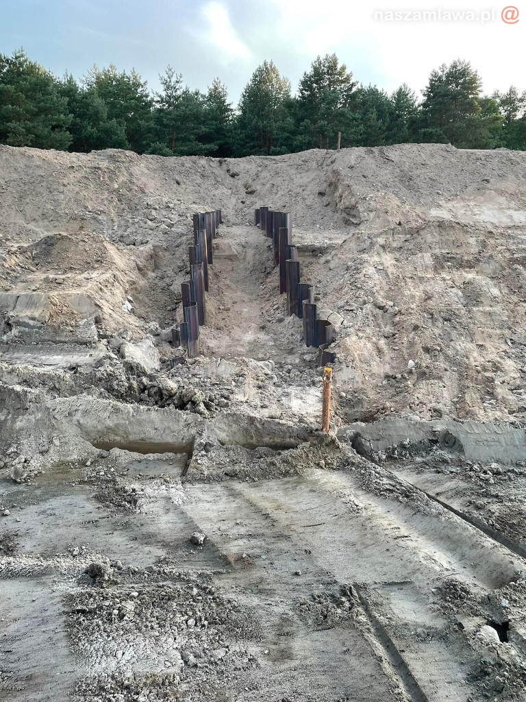 Remont zalewu. Teraz schną drzewa (FOTORELACJA)