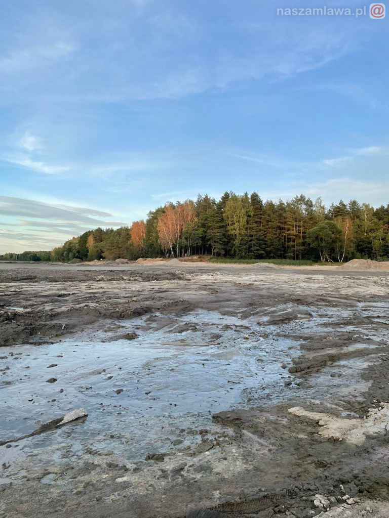 Remont zalewu. Teraz schną drzewa (FOTORELACJA)