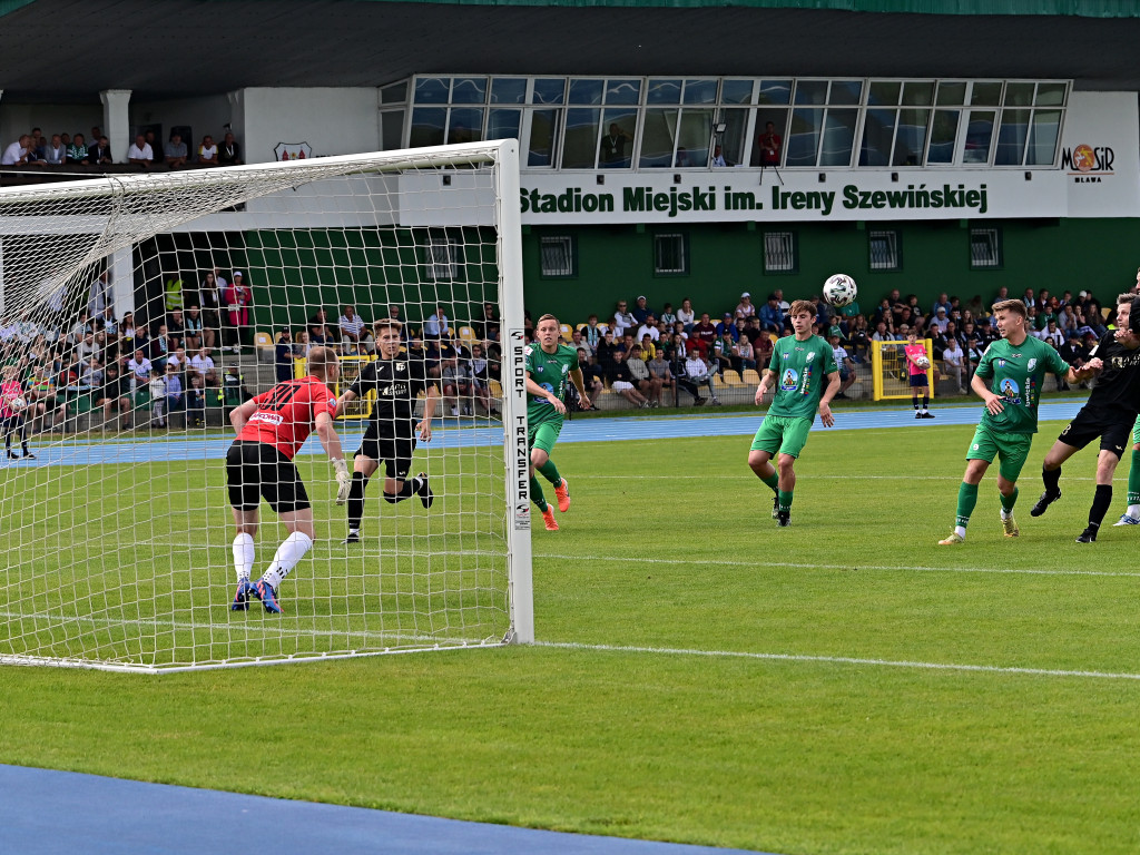 Pierwsze śliwki robaczywki. Nieudana inauguracja