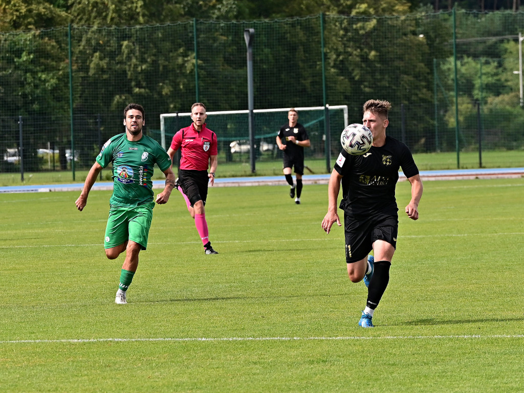 Pierwsze śliwki robaczywki. Nieudana inauguracja