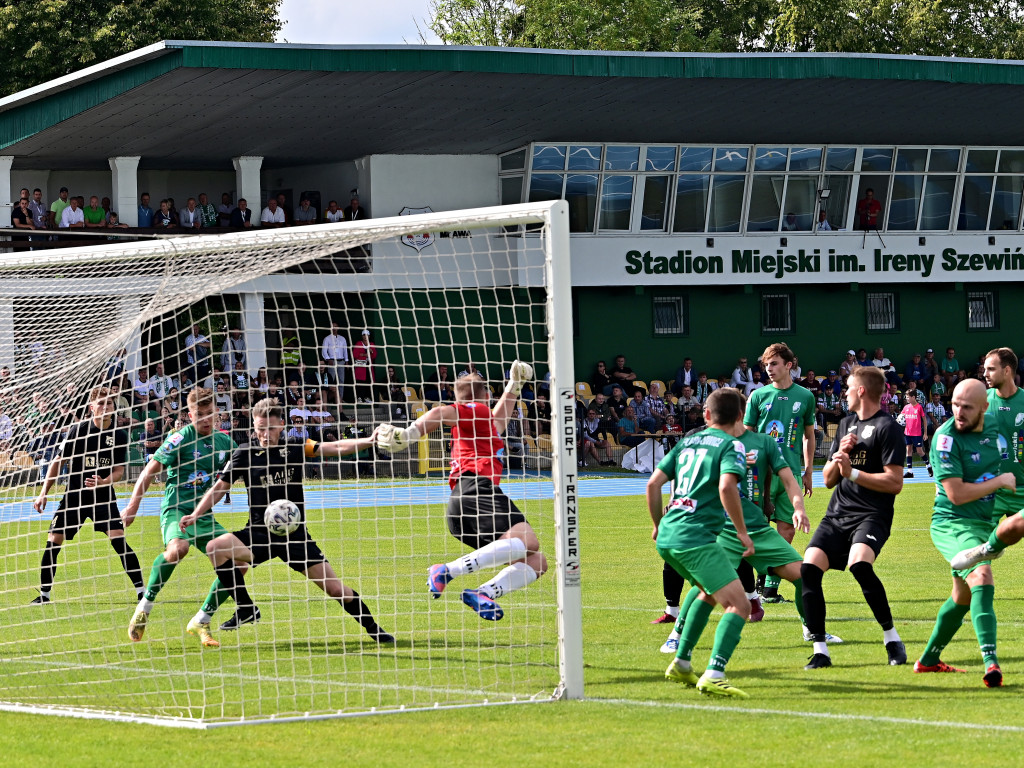 Pierwsze śliwki robaczywki. Nieudana inauguracja