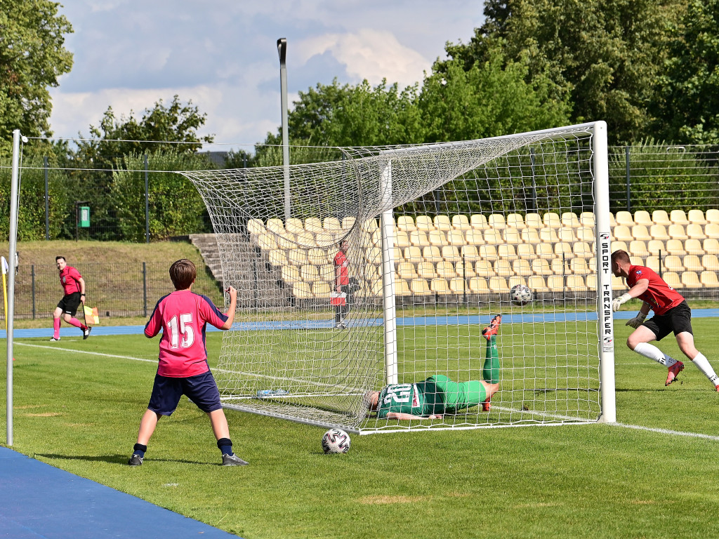Pierwsze śliwki robaczywki. Nieudana inauguracja