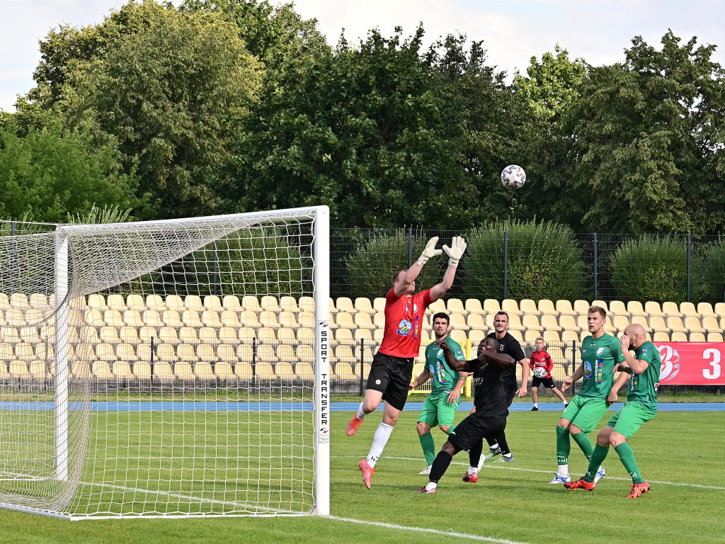 Pierwsze śliwki robaczywki. Nieudana inauguracja