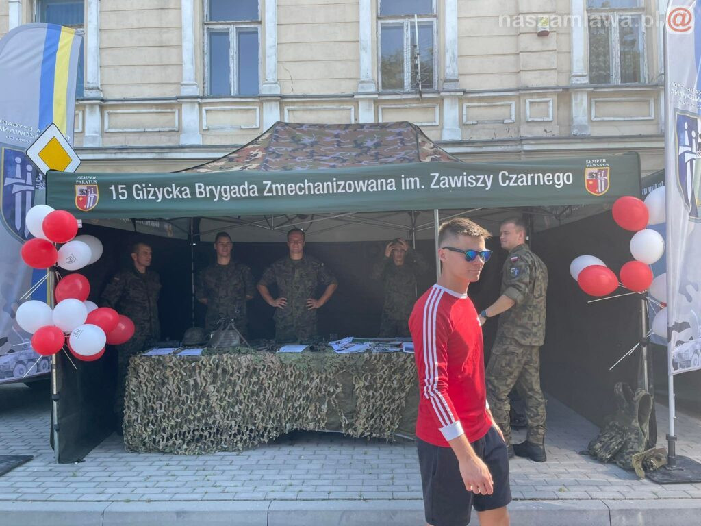 Koncert i piknik w parku (FOTORELACJA)