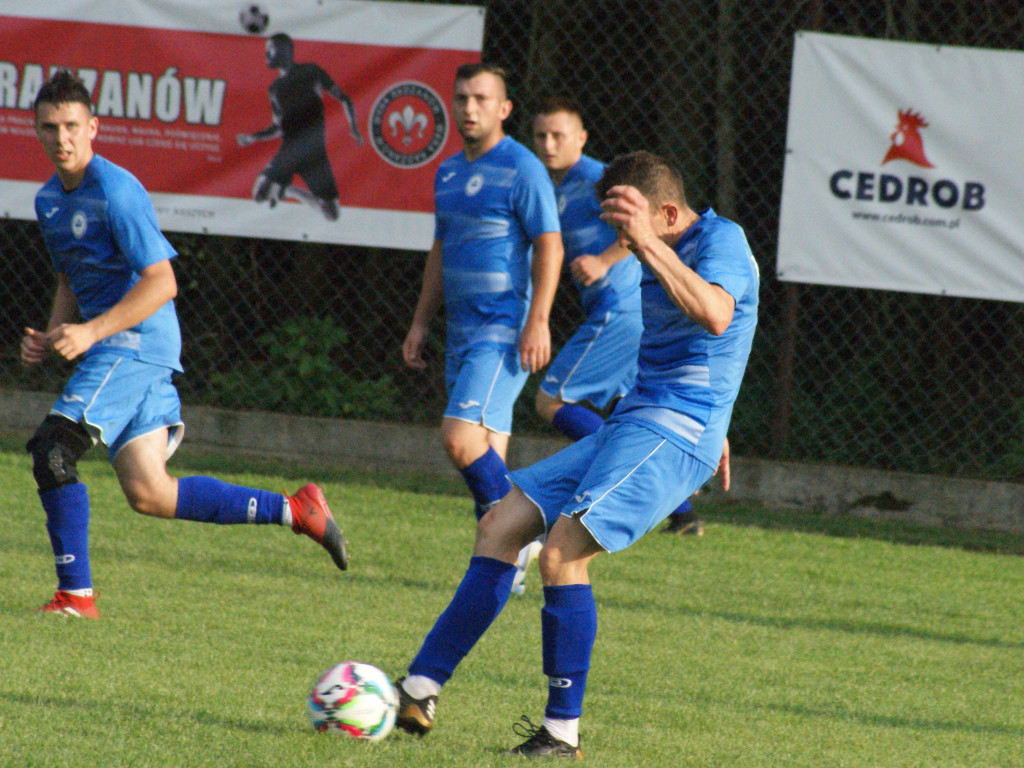 Derby dla Korony. Beniaminek bez szans