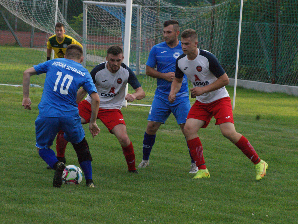 Derby dla Korony. Beniaminek bez szans